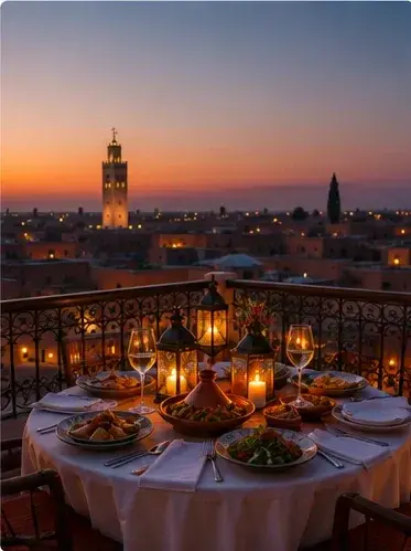 Romantisches Dachterrassen-Dinner für ein Paar in Marrakesch